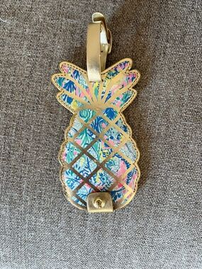 Lily Pulitzer Pineapple-shaped Luggage Tag